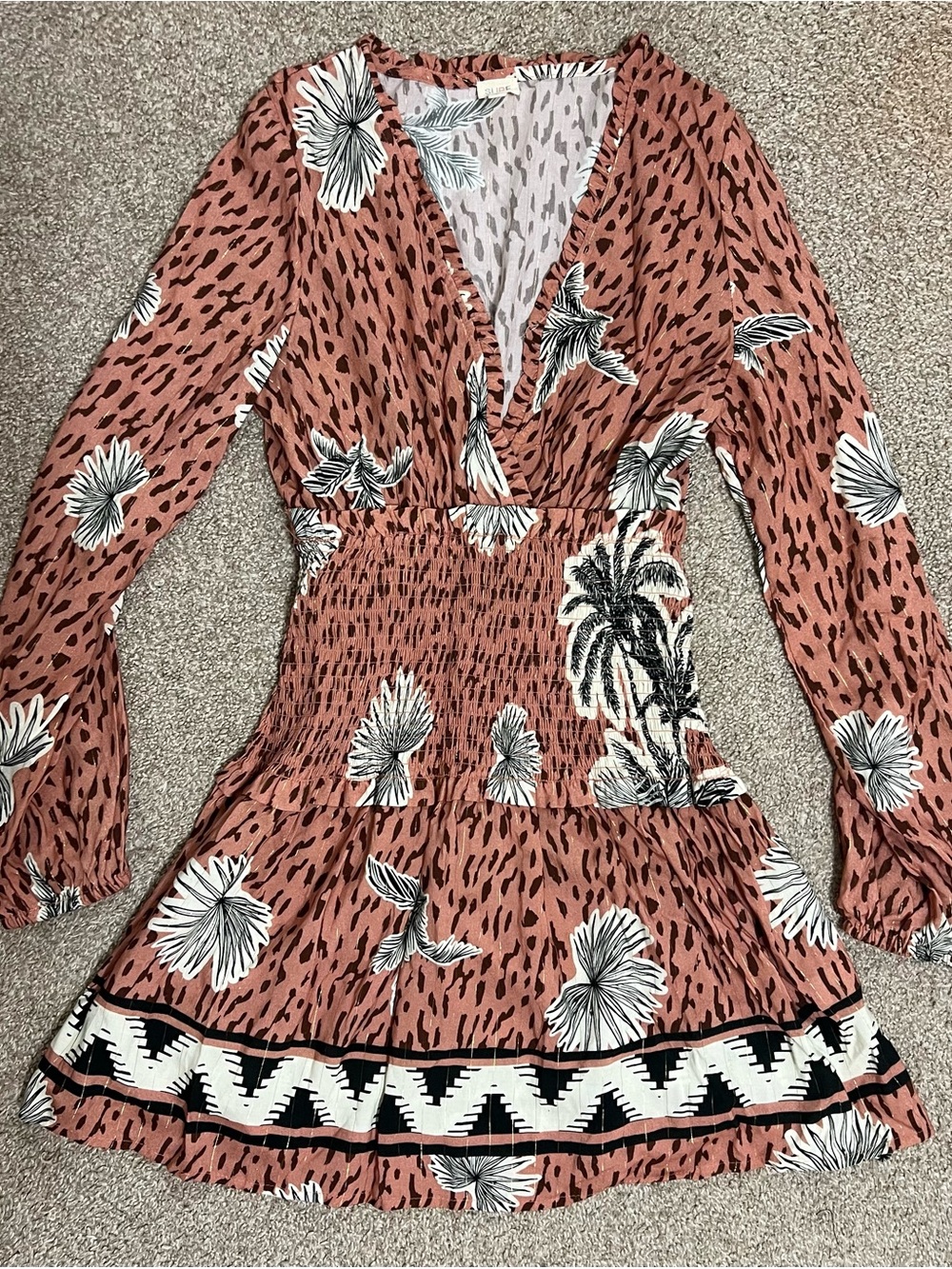 Surf Gypsy Smocked Waist Dress Size Small